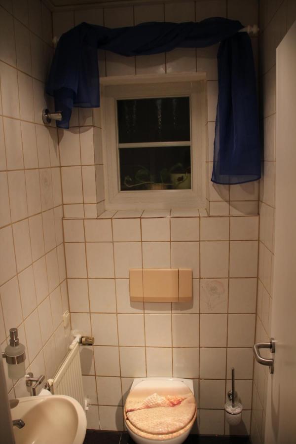 Ferienwohnung Mit 4 Schlafzimmer Fuer 2 Bis 9 Gaeste----Apartment With 4 Bedrooms For 2 To 9 Guests Nuremberg Extérieur photo
